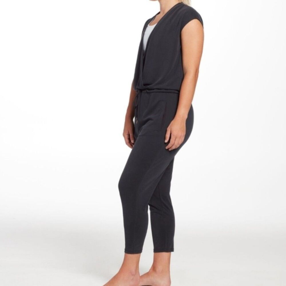 CALIA Women's Comfort Jumpsuit Size M Navy Sleeveless Minimalist Cozycore Romper - Picture 3 of 11
